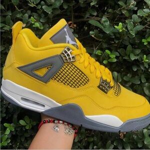 Air Jordan 4 Retro Men’s 9.5